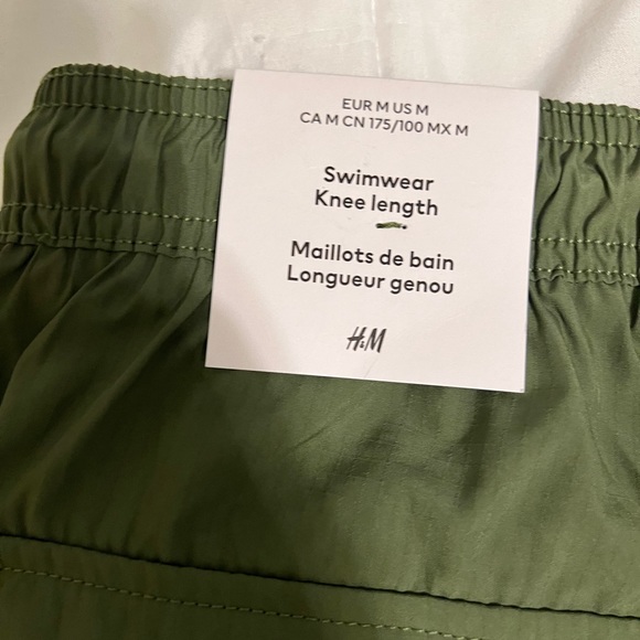 Brand new mens swim trunks - medium - price negotiable - Picture 3 of 4